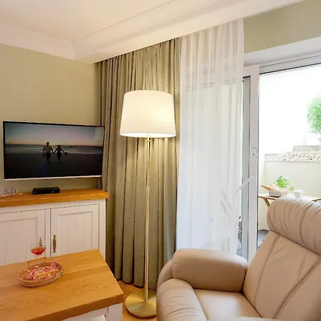 Waldschloss App 2 Апартаменты *